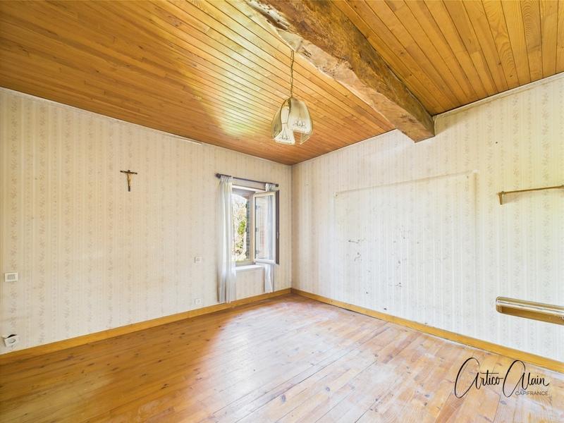 Maison - 96 m² - 3 pièces