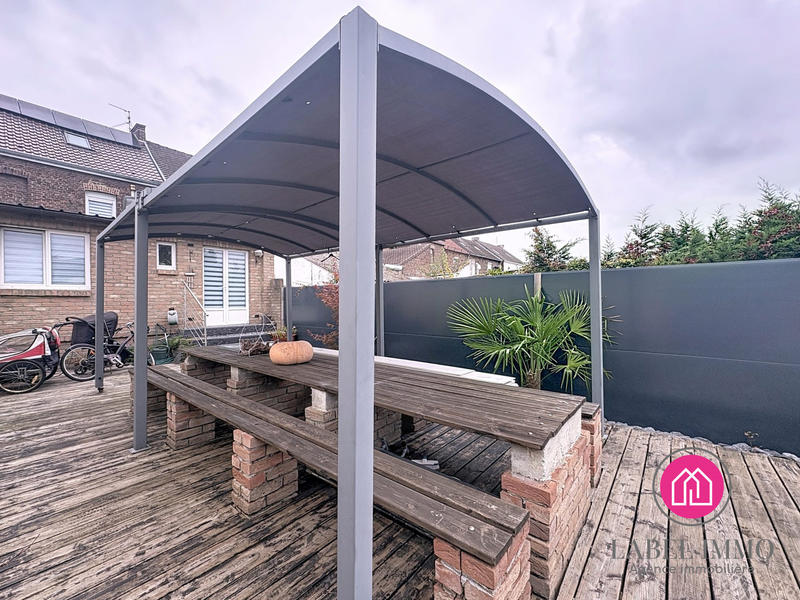 Maison - 140 m² - 7 pièces