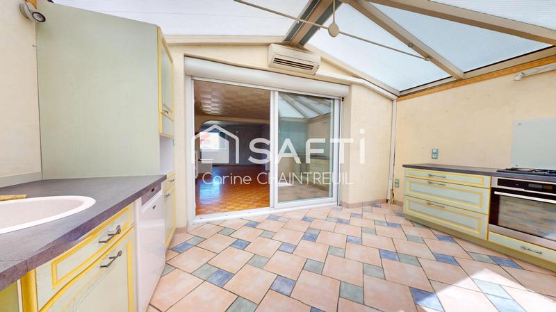 Appartement - 121 m² - 5 pièces