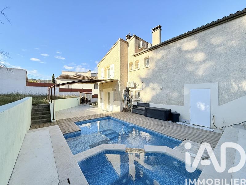 Maison - 122 m² - 5 pièces