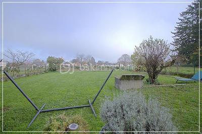 Maison - 165 m² - 8 pièces