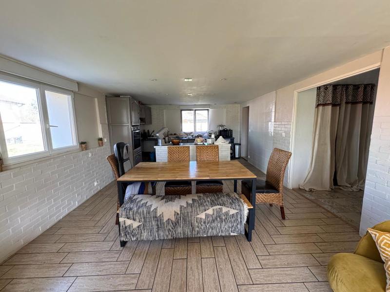 Maison - 151 m² - 7 pièces