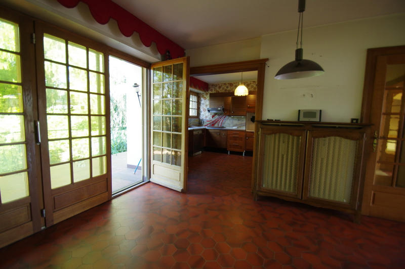 Maison - 287 m² - 10 pièces