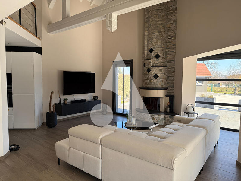 Villa - 185 m² - 6 pièces