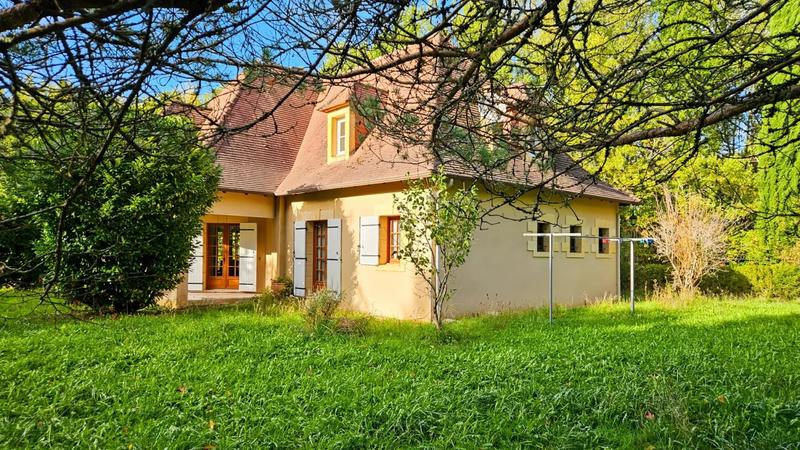 Maison - 168 m² - 8 pièces