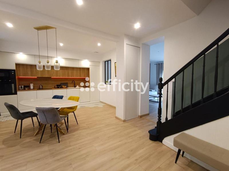 Maison - 115 m² - 4 pièces