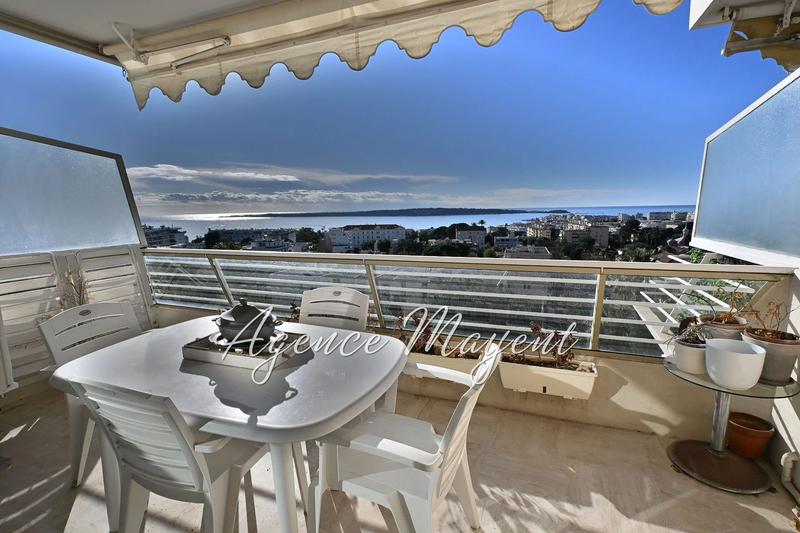 Appartement - 67 m² - 2 pièces