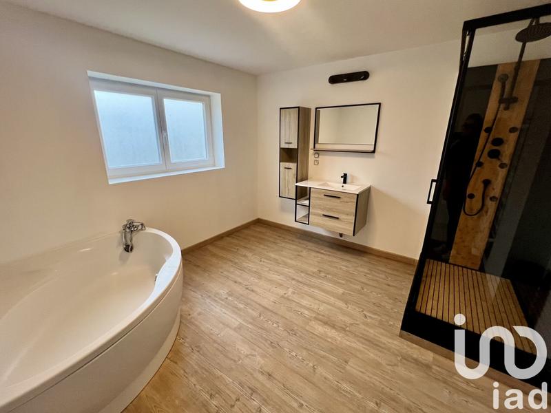 Maison - 147 m² - 5 pièces