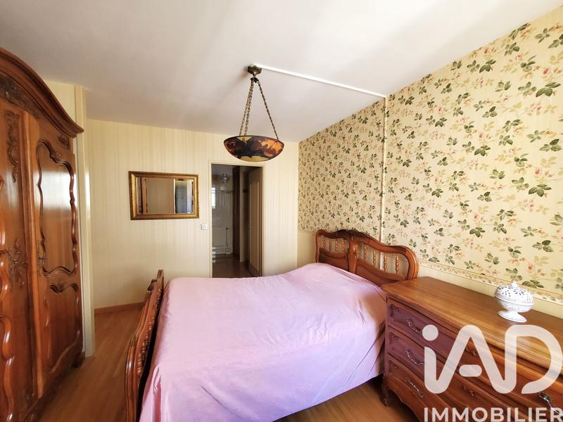 Appartement - 97 m² - 6 pièces