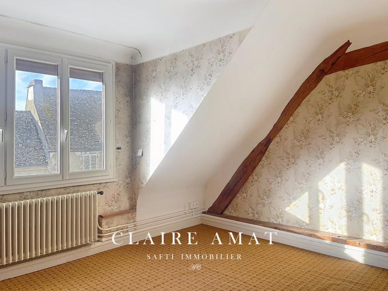 Maison - 93 m² - 6 pièces