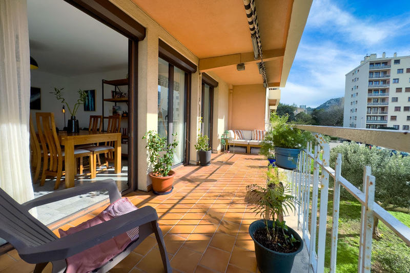 Appartement - 79 m² - 4 pièces