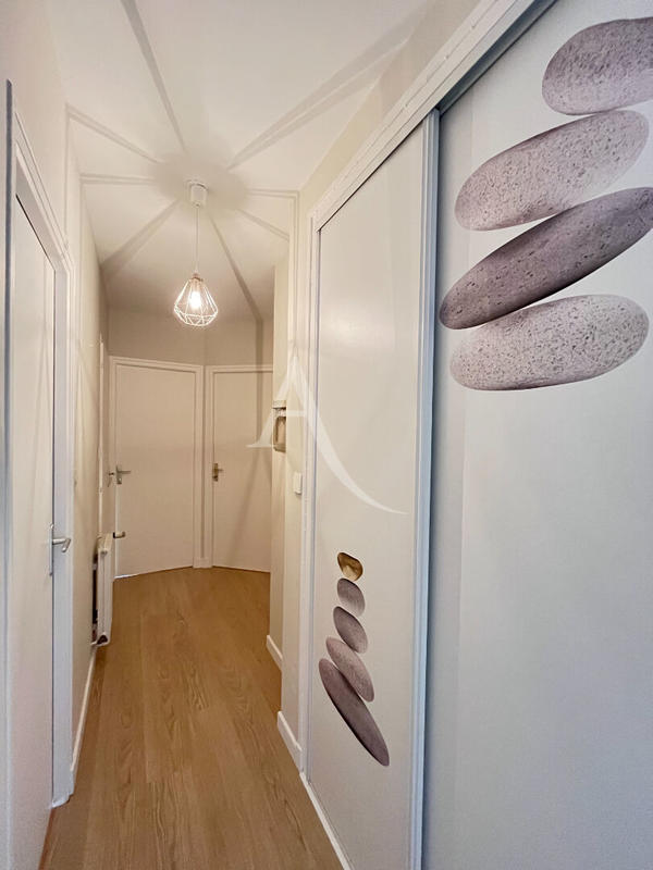 Maison - 184 m² - 7 pièces