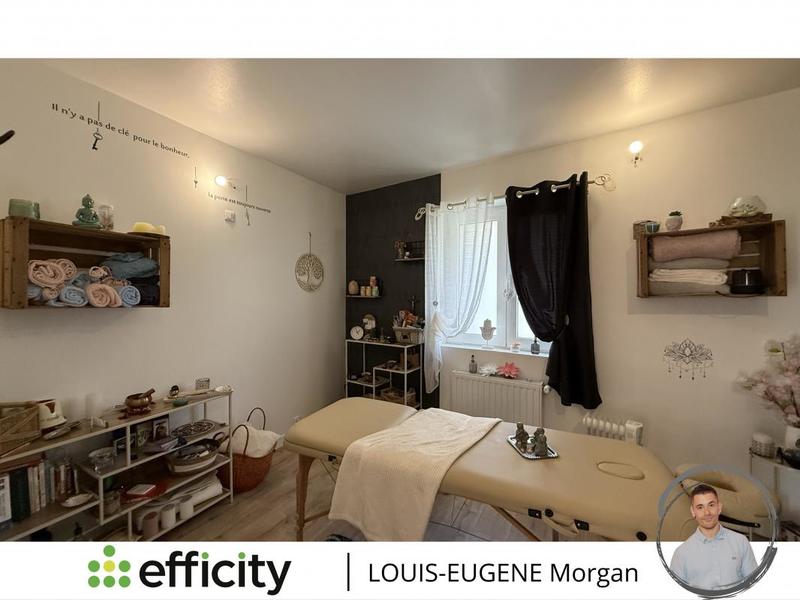 Maison - 209 m² - 8 pièces