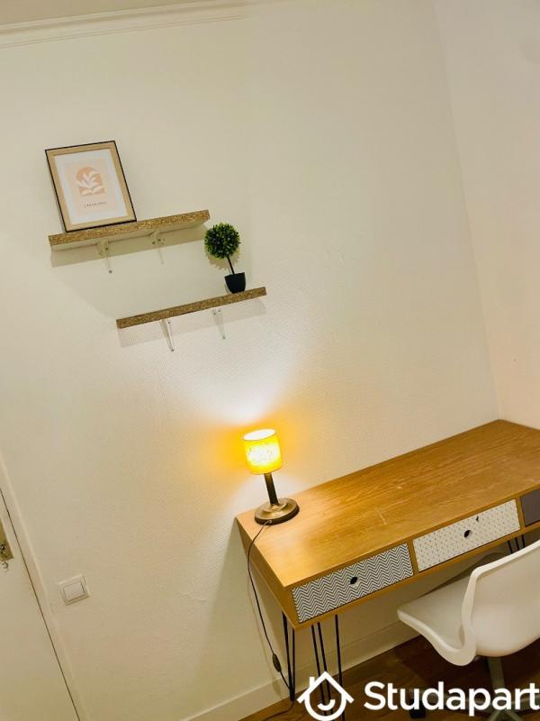 Chambre - 9 m² - 1 pièce