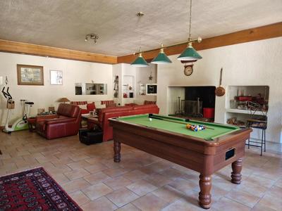 Appartement - 196 m² - 8 pièces