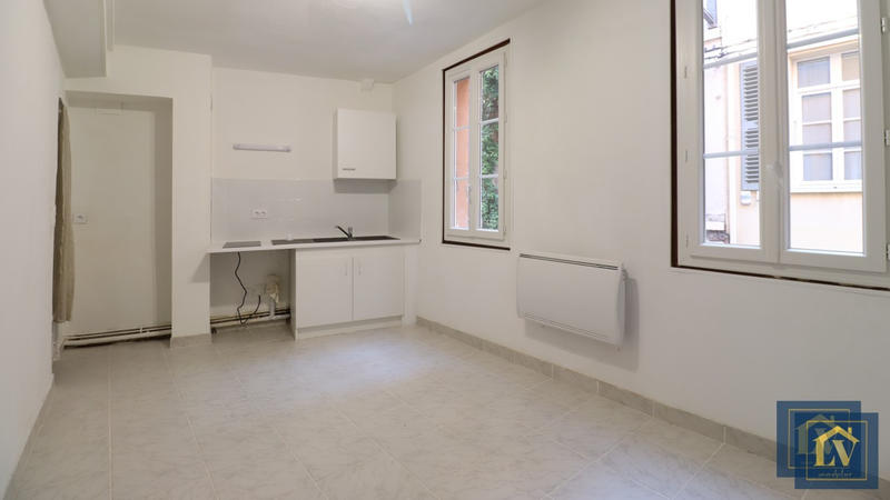 Immeuble - 7 pièces