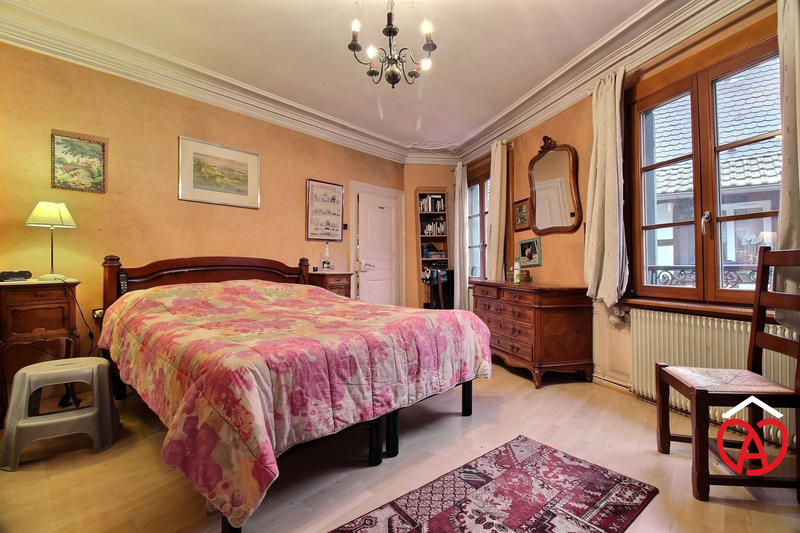 Appartement - 170 m² - 6 pièces