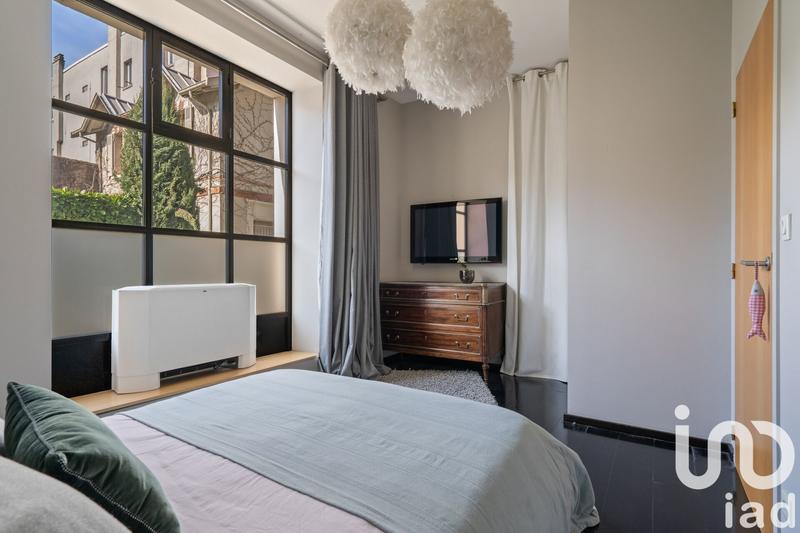 Duplex - 299 m² - 8 pièces