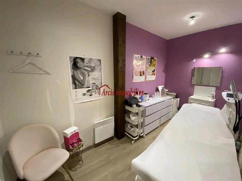 Local commercial - 55 m² - 4 pièces