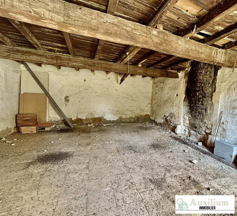 Maison ancienne - 130 m² - 3 pièces