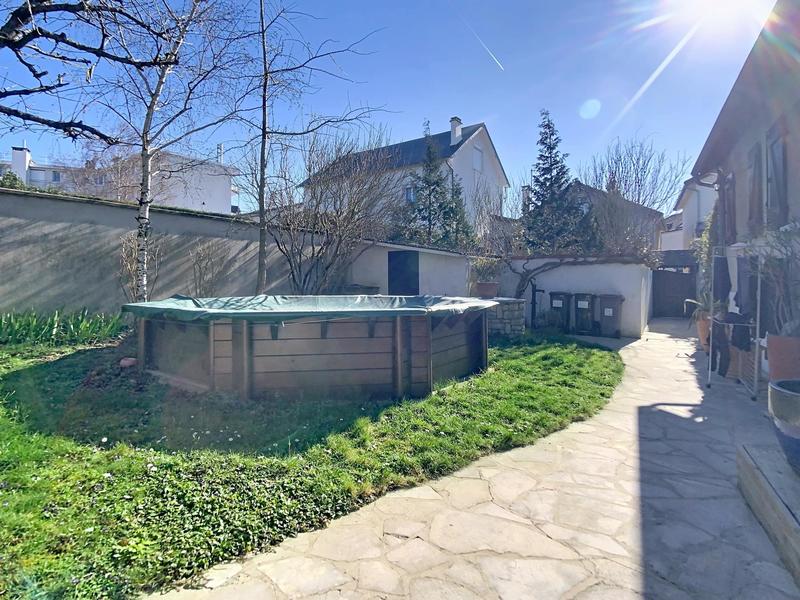 Maison - 86 m² - 4 pièces