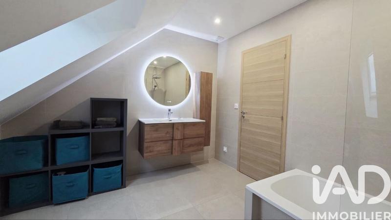 Maison - 153 m² - 7 pièces