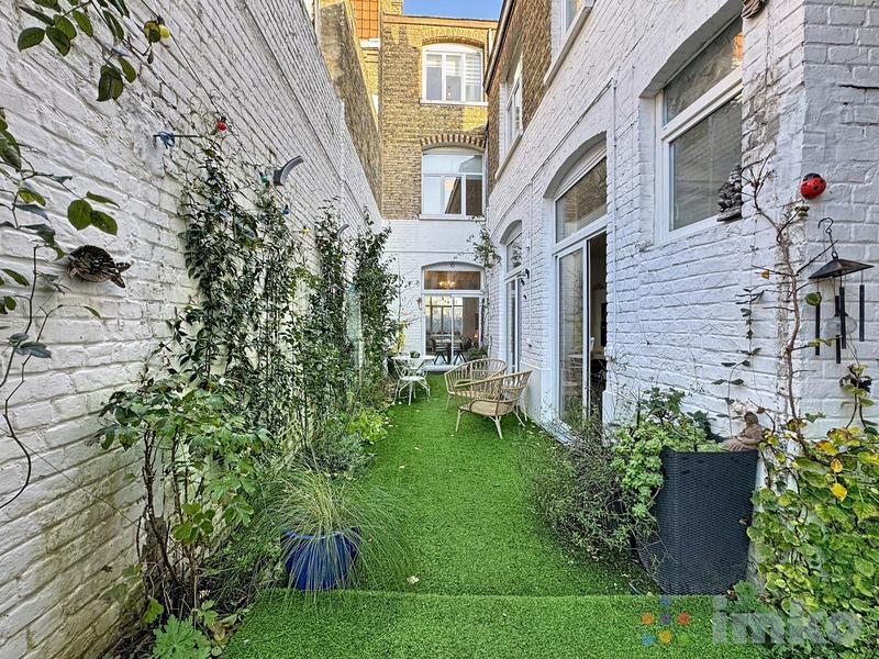 Maison - 182 m² - 6 pièces