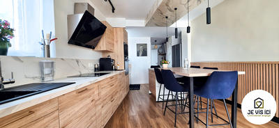 Maison - 98 m² - 5 pièces