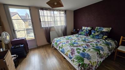 Maison - 215 m² - 7 pièces