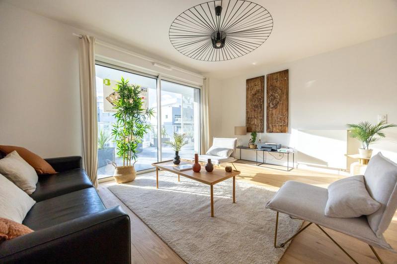 Appartement - 102 m² - 4 pièces