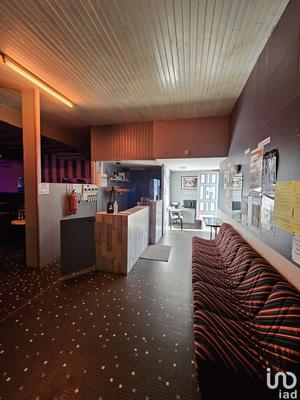 Local commercial - 602 m²