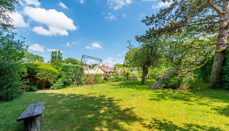 Maison ancienne - 300 m² - 9 pièces