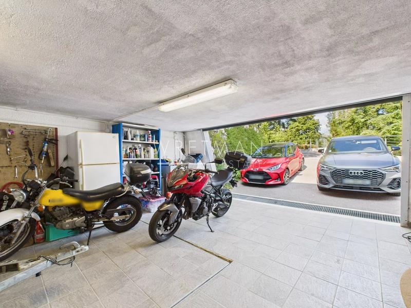 Villa - 335 m² - 7 pièces