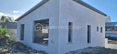 Maison - 83 m² - 4 pièces