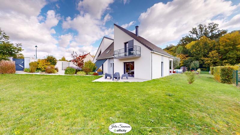 Villa - 227 m² - 8 pièces