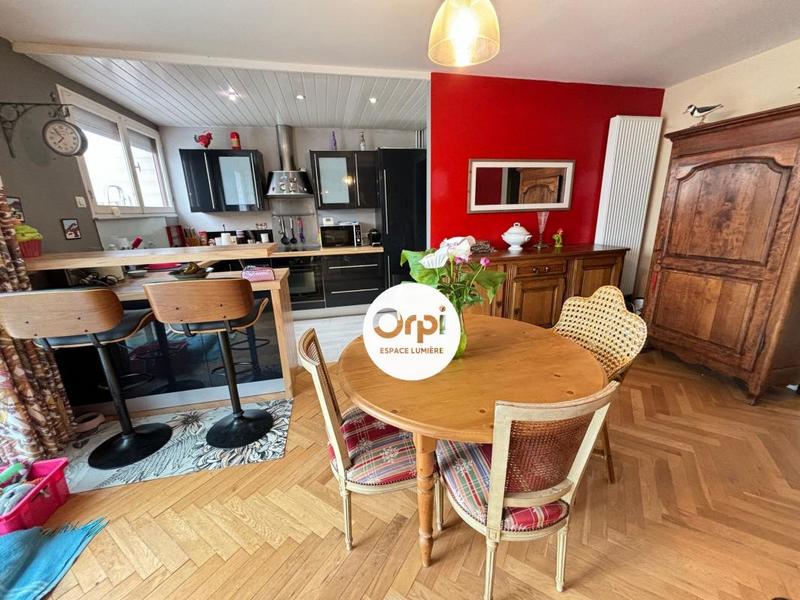 Maison - 95 m² - 4 pièces