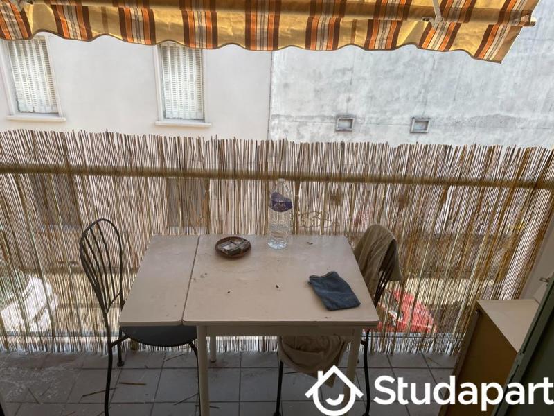 Chambre - 11 m² - 1 pièce