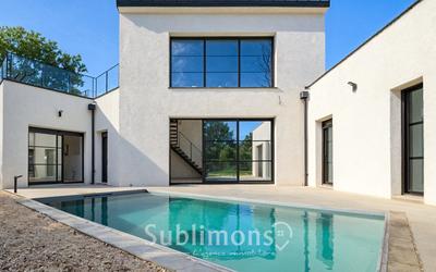 Maison contemporaine - 139 m² - 5 pièces