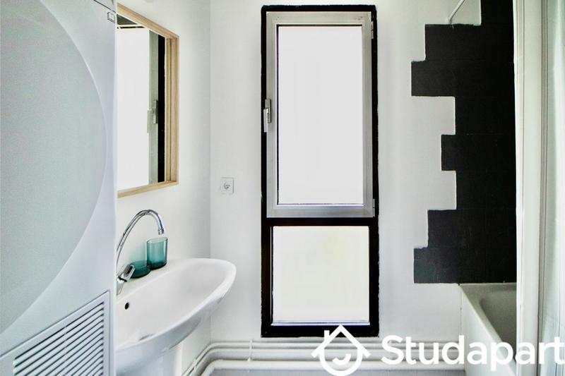 Chambre - 13 m² - 1 pièce