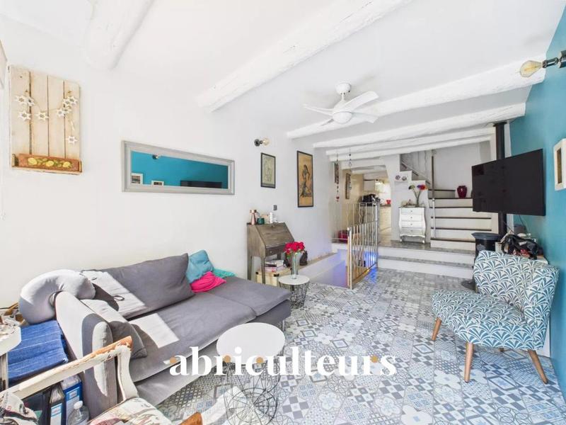 Maison de village - 94 m² - 5 pièces