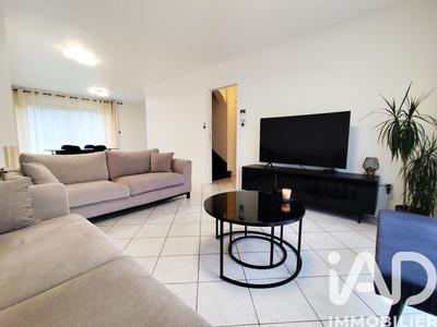 Maison - 111 m² - 6 pièces