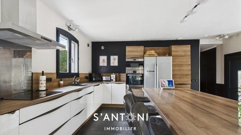 Villa - 138 m² - 5 pièces