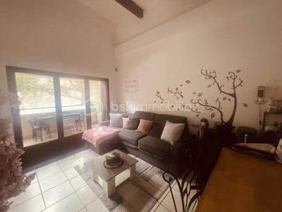 Appartement - 70 m² - 4 pièces