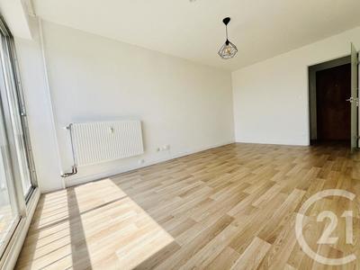 Studio - 27 m² - 1 pièce