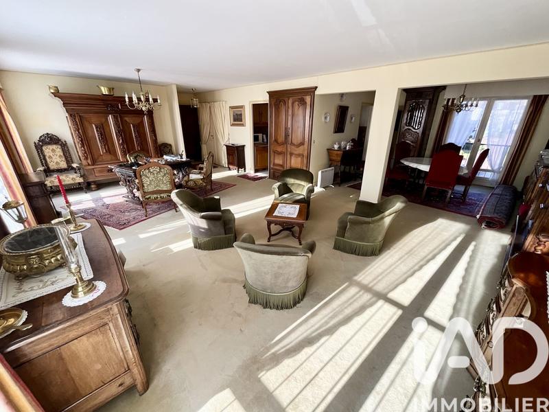 Appartement - 130 m² - 6 pièces