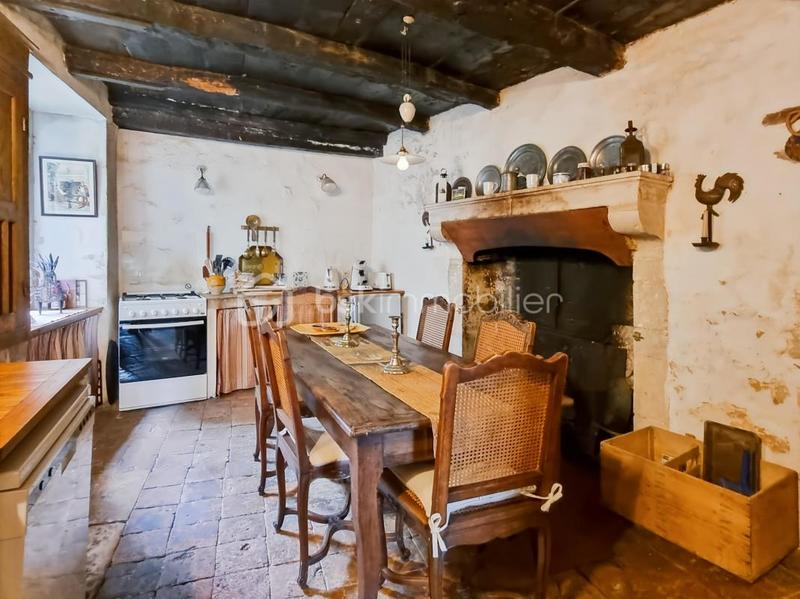 Maison en pierre - 560 m² - 11 pièces