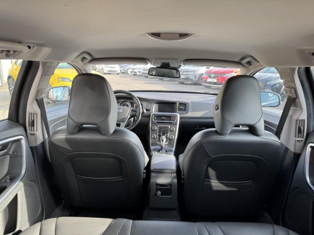Volvo V60 D4 Awd 181 ch Summum Geartronic a