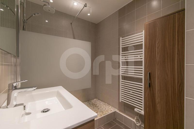 Appartement - 75 m² - 4 pièces