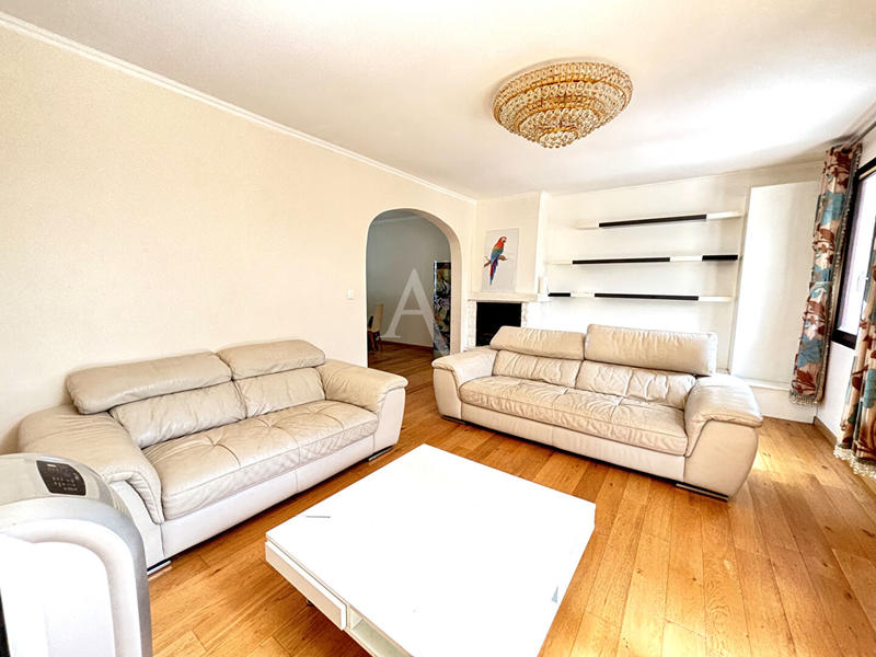 Maison - 150 m² - 7 pièces