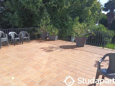 Chambre - 13 m² - 1 pièce